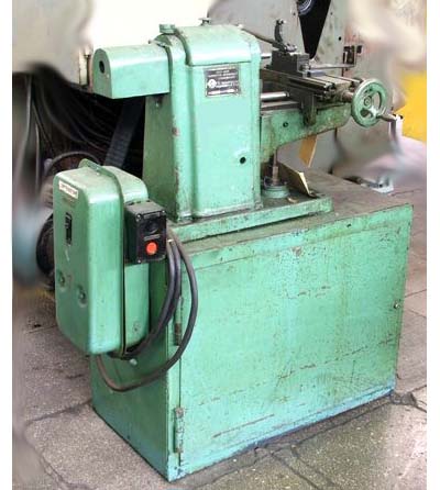 Фото верстачного токарно-фрезерного верстата ВТФ-1 Фото верстачного токарно-фрезерного верстата ВТФ-1